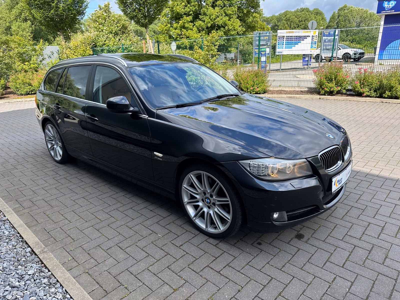 BMW 330 Baureihe 3 Touring 330d xDrive, 2012